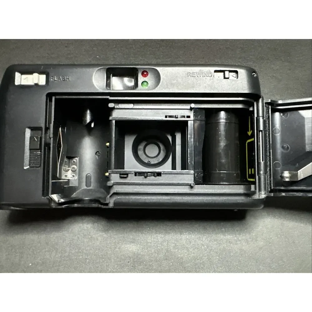 Vivitar PS 120 Lens 35mm Camera - Focus Free / Motorized - Tested